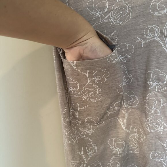 Kindred Bravely Labor and Nursing Nightgown in Light Taupe - Picture 6 of 9